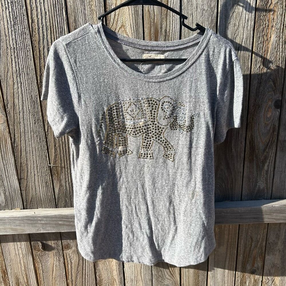 Hollister tshirt short sleeve elephant gem design size large